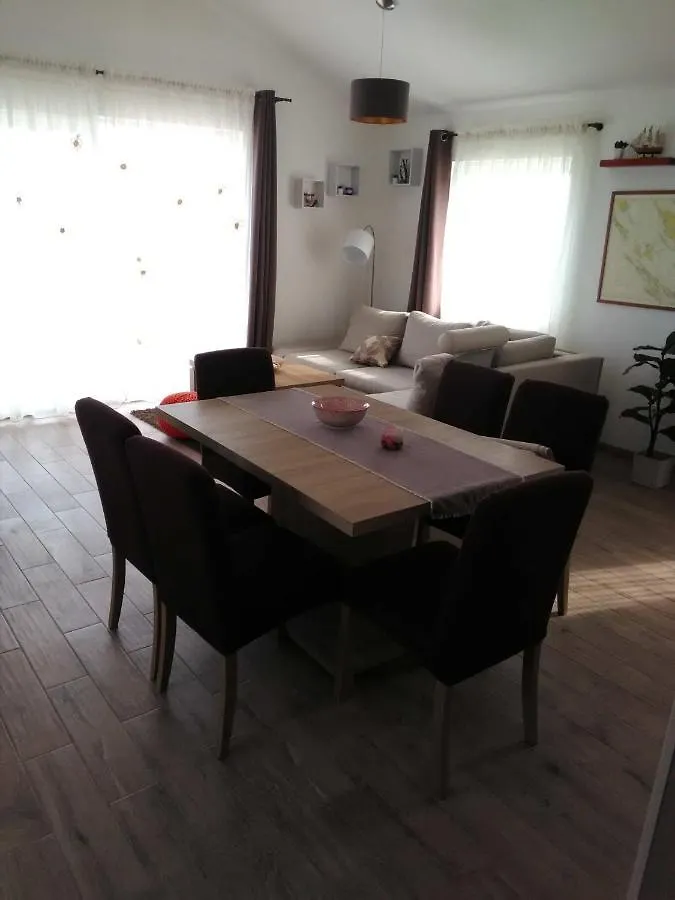 Apartman Periska Vir Apartamento