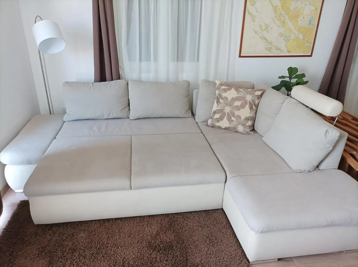 Apartman Periska Vir 0*,